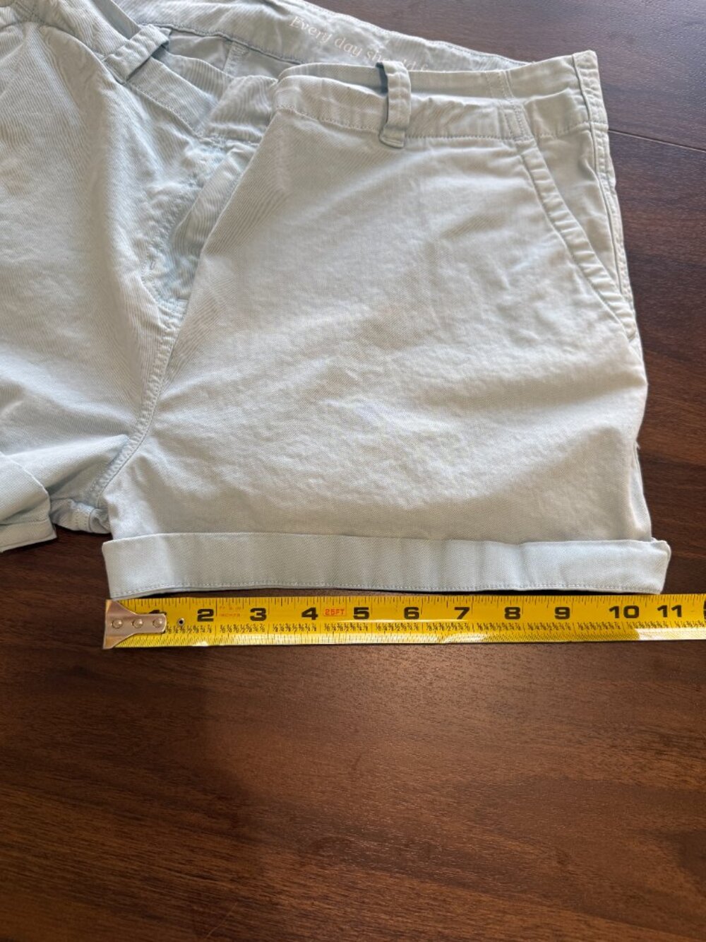 Vineyard Vines Women’s chino shorts 14 - Picture 12 of 14